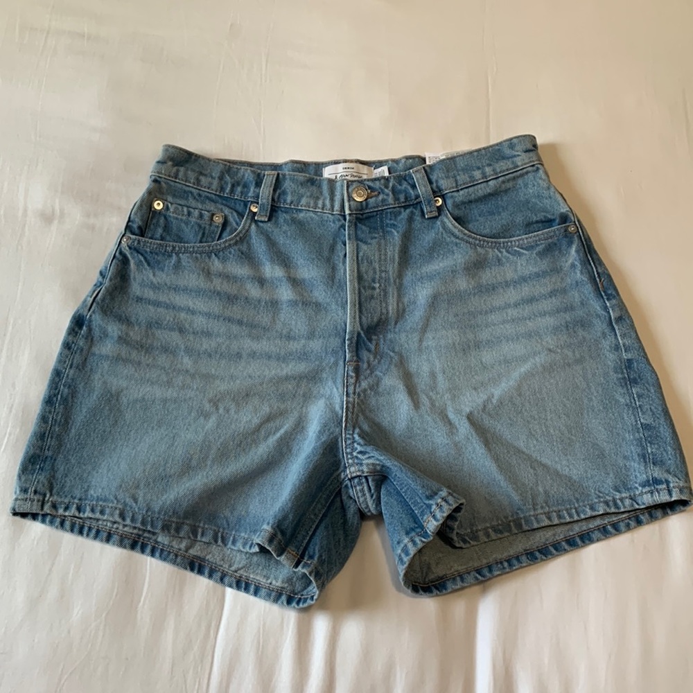 NWT & other stories high waist forever cut denim shorts clean hem size 10 (30)